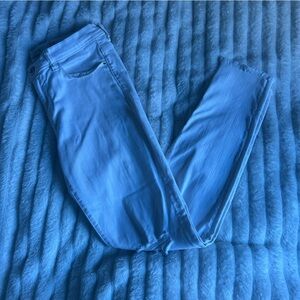 Sneakpeek Women’s US9 White Mid Rise Distressed Jeans